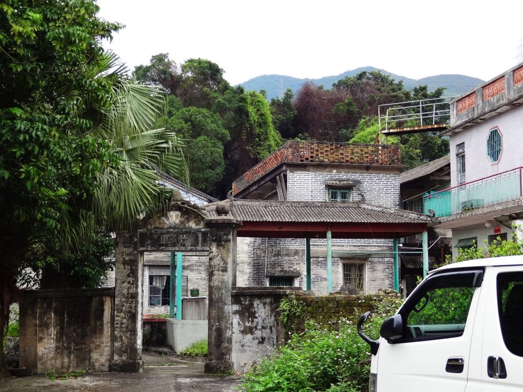 HONG KONG - Two Hong Kong heritage trails in the North Territories