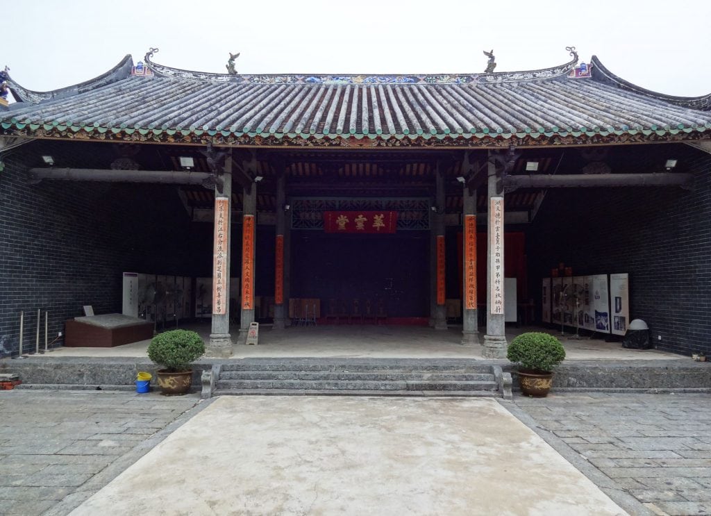 HONG KONG - Two Hong Kong heritage trails in the North Territories