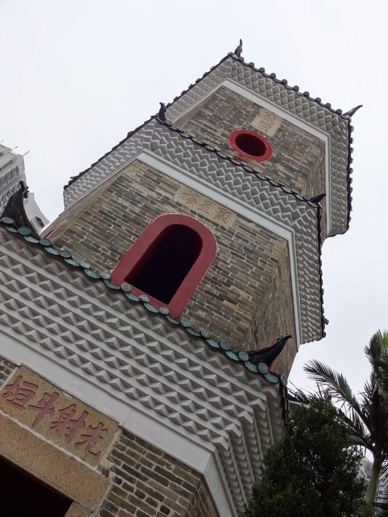 HONG KONG - Two Hong Kong heritage trails in the North Territories
