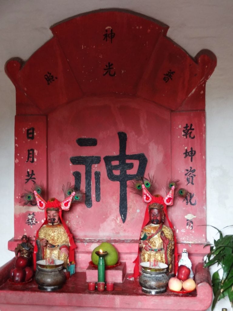 HONG KONG - Two Hong Kong heritage trails in the North Territories