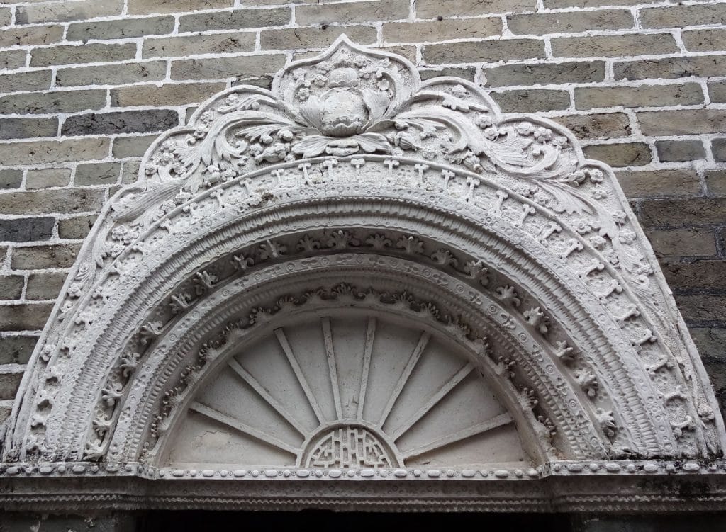 HONG KONG - Two Hong Kong heritage trails in the North Territories