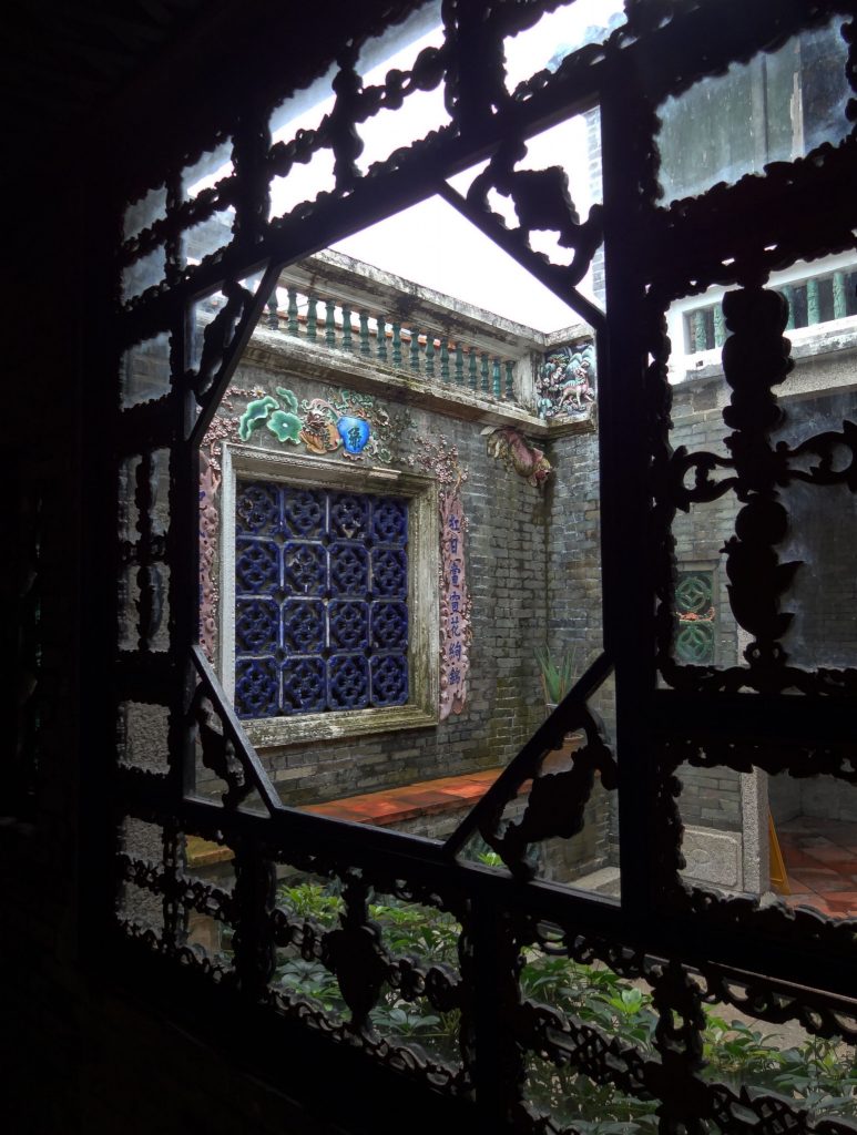 HONG KONG - Two Hong Kong heritage trails in the North Territories