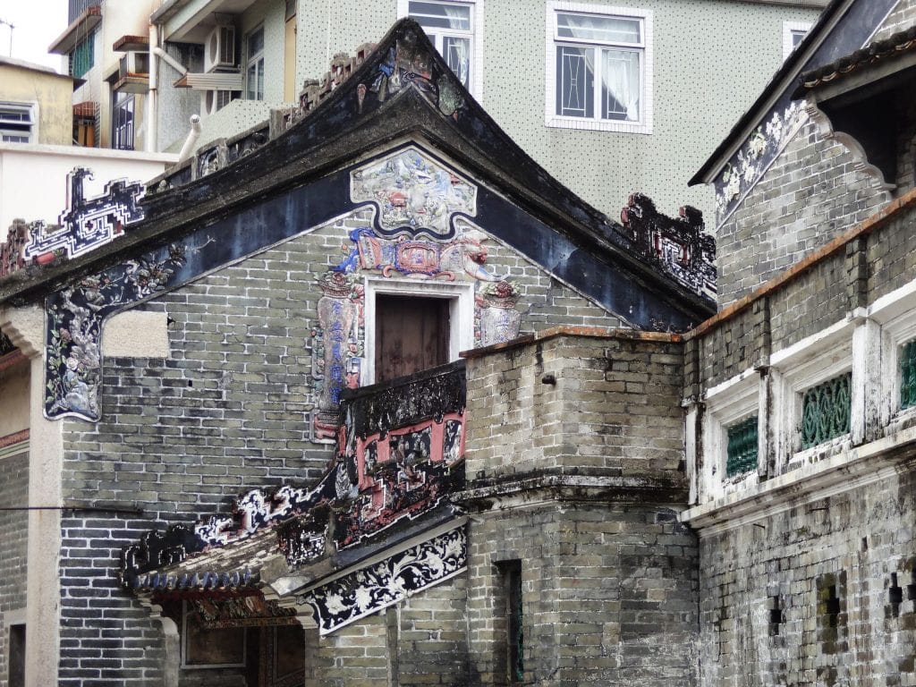 HONG KONG - Two Hong Kong heritage trails in the North Territories