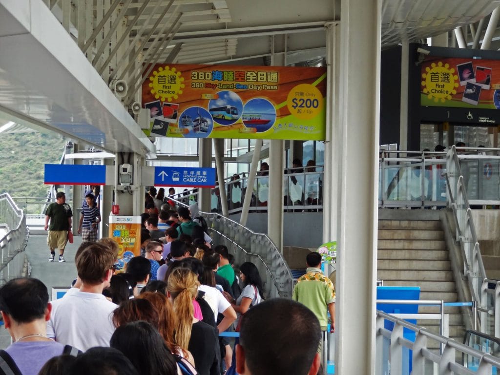 HONG KONG - 5 fun & cultural things to do on Lantau Island