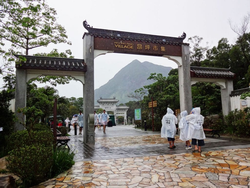 HONG KONG - 5 fun & cultural things to do on Lantau Island