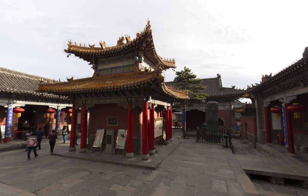 CHINA - A day trip to the sacred Mount Taishan from Jinan