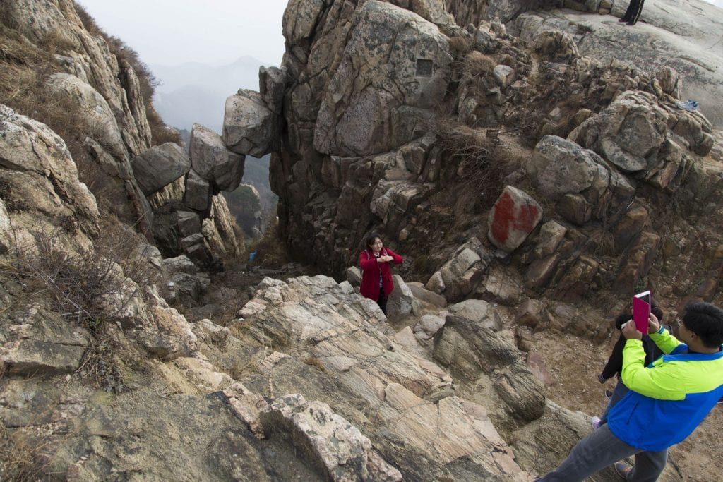 CHINA - A day trip to the sacred Mount Taishan from Jinan