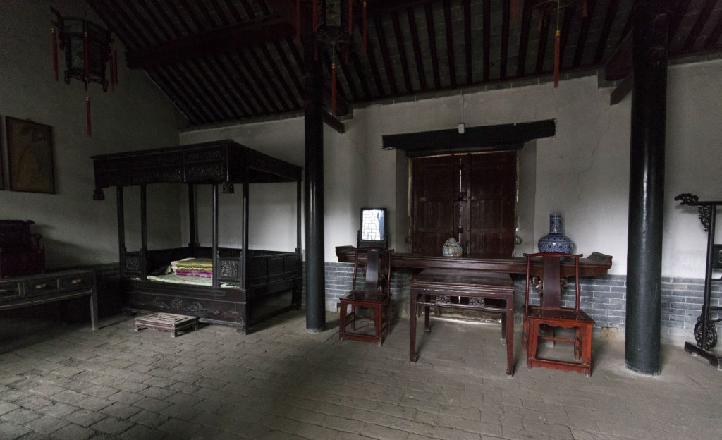 CHINA - A day in the footsteps of Confucius & the Yellow Emperor near Qufu