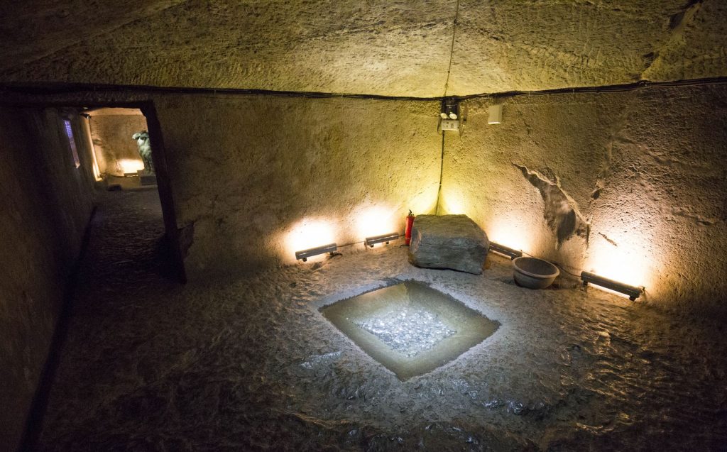 CHINA - Back in time to the Han Dynasty in Xuzhou: Terracotta Warriors & Tombs