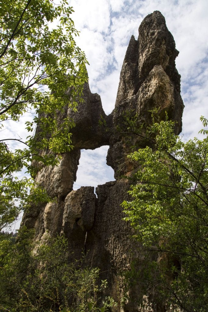CHINA – A day trip from Kunming to the surrealistic Shilin Stone Forest karst landscape