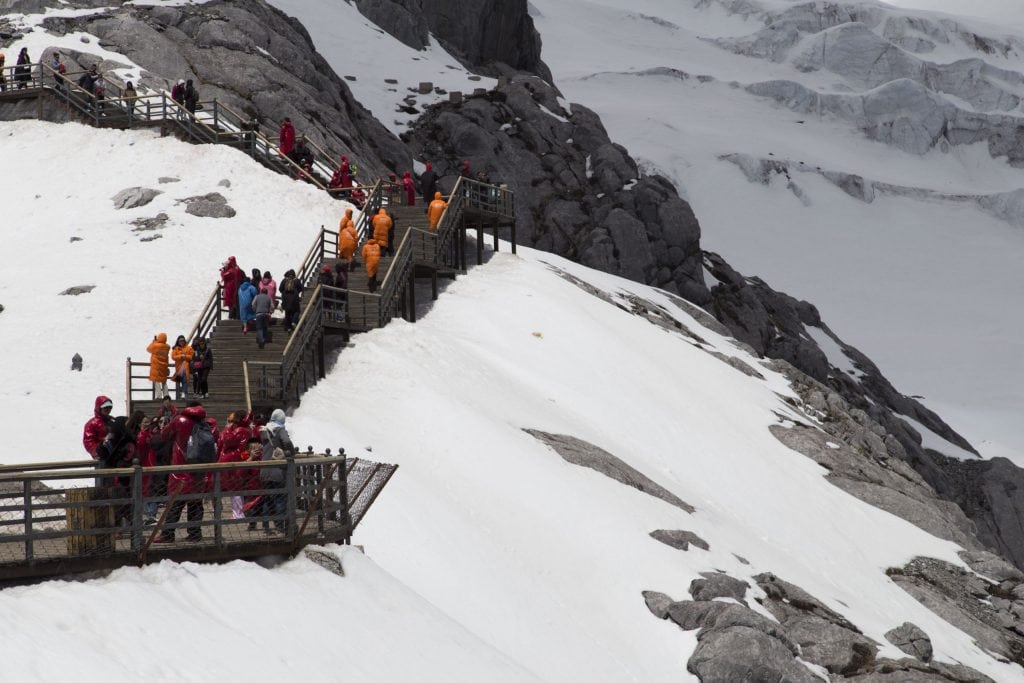 CHINA – A Jade Dragon Snow Mountain day trip from Lijiang