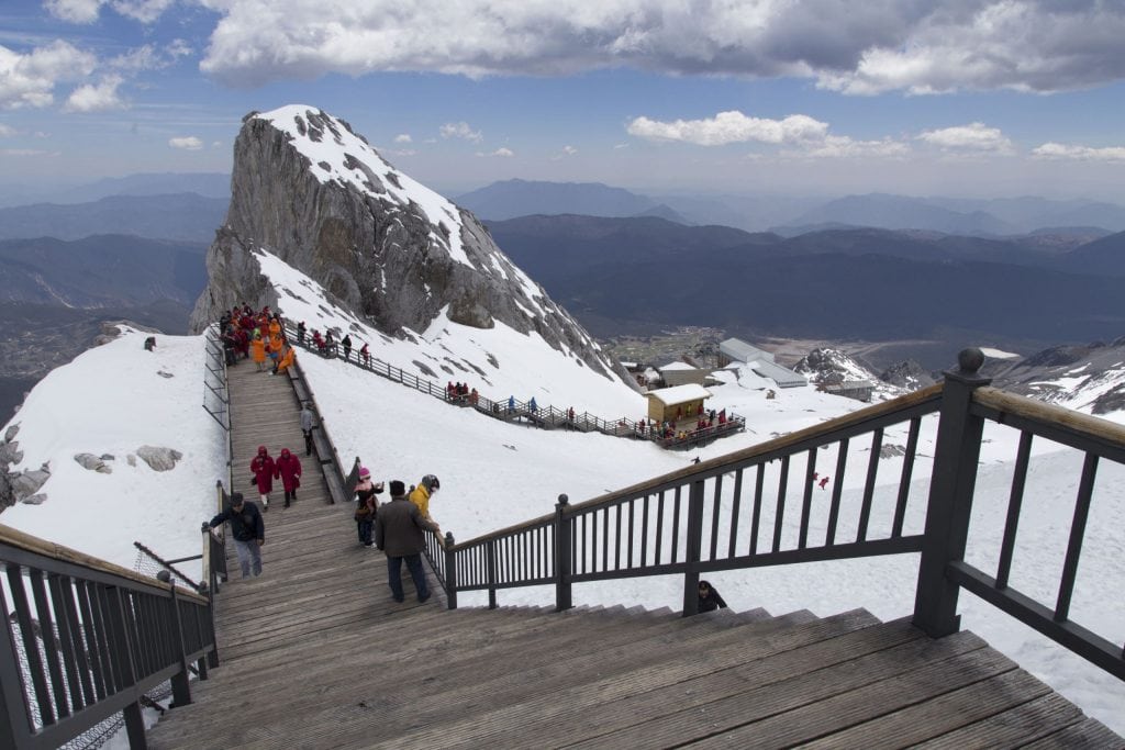 CHINA – A Jade Dragon Snow Mountain day trip from Lijiang