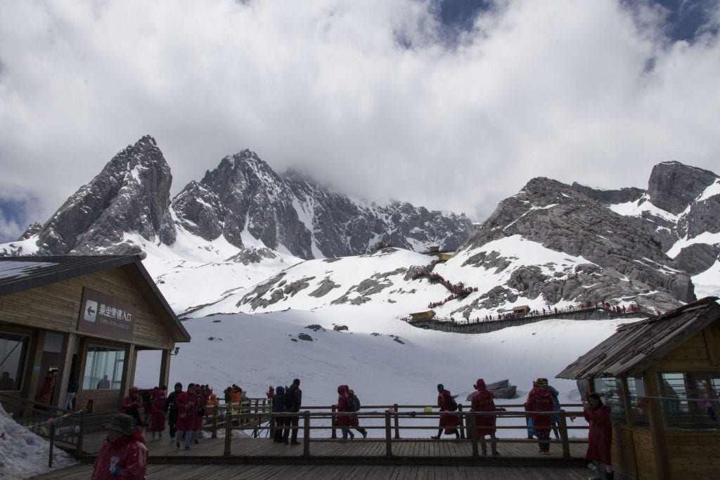 CHINA – A Jade Dragon Snow Mountain day trip from Lijiang
