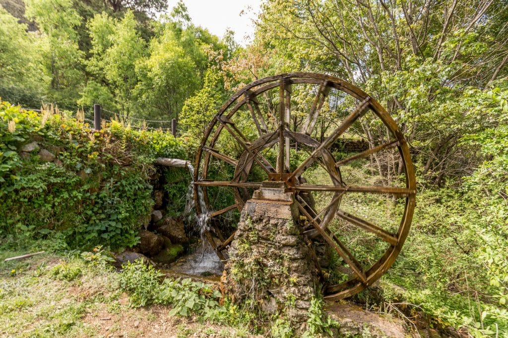 CHINA - Two days in Lijiang old town and outlying small villages