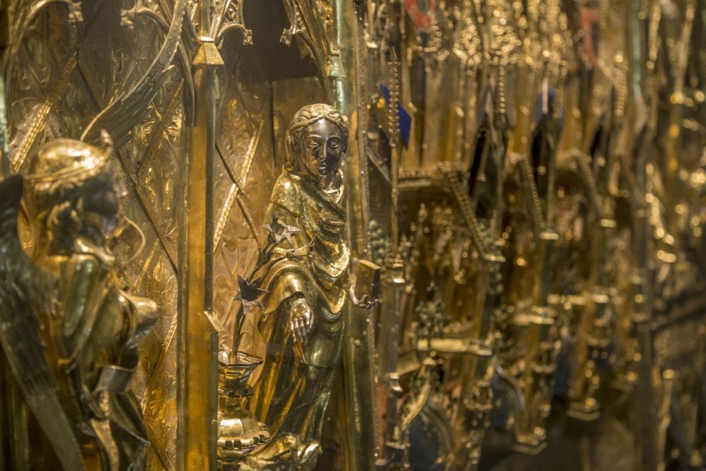 PORTUGAL - A day trip to Guimarães from Porto: the birthplace of Portugal