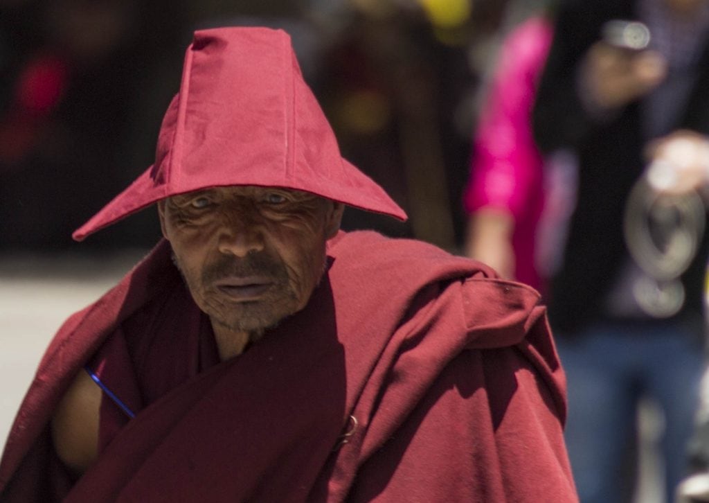 TIBET - My first experience in Lhasa: a half day at the Jokhang Temple