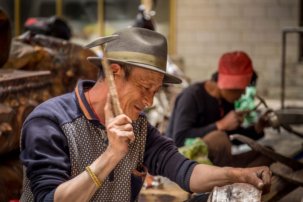 TIBET - A day in Lhasa: Potala Palace & minor temples