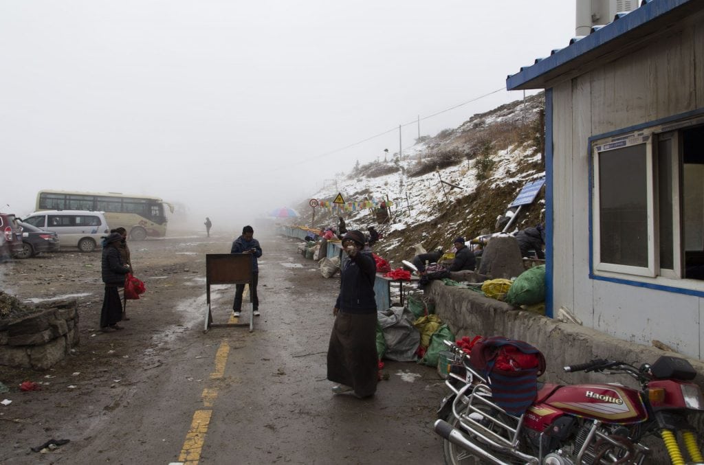 TIBET – A day trip from Lhasa to Ganden Monastery and Drak Yerpa