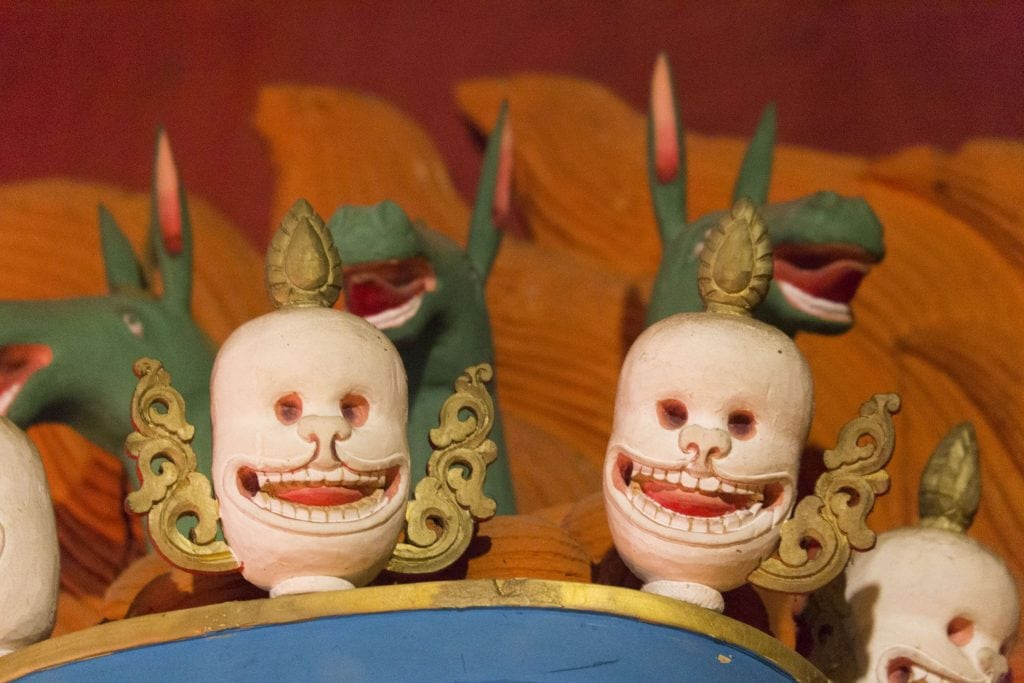 TIBET – A day trip from Lhasa to Ganden Monastery and Drak Yerpa