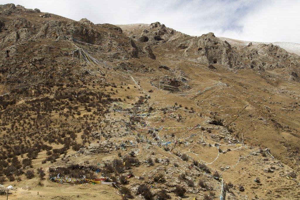 TIBET – A day trip from Lhasa to Ganden Monastery and Drak Yerpa