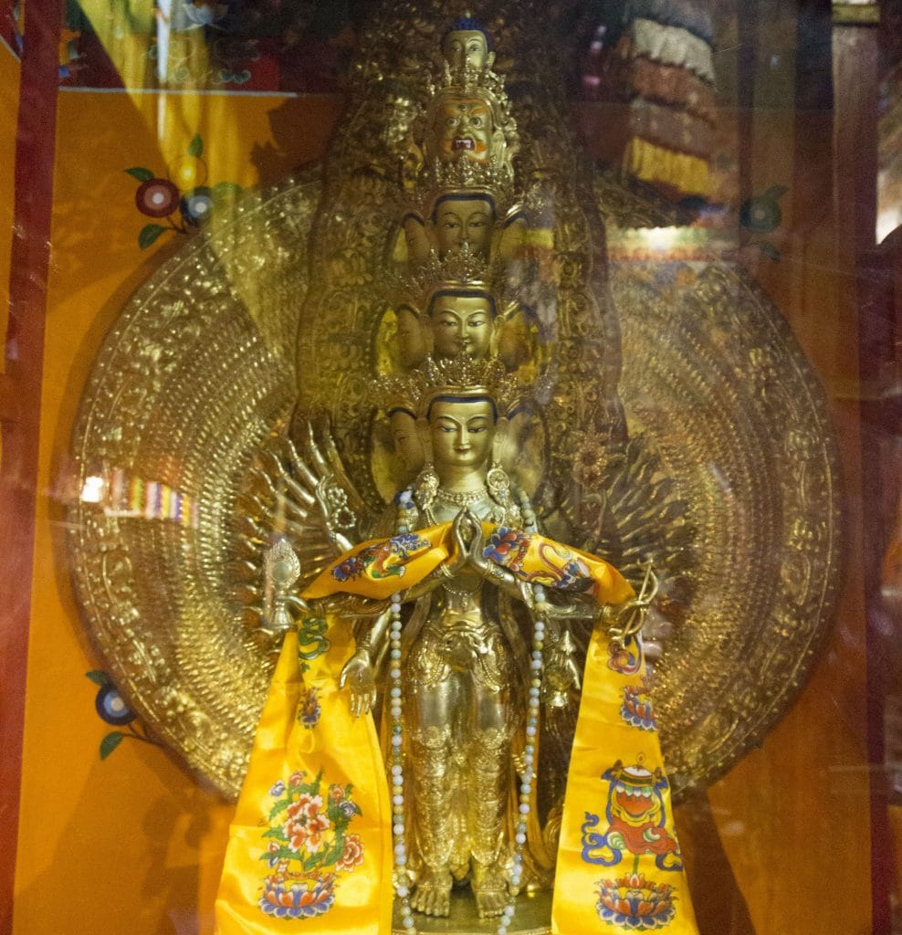 TIBET - Yamdrok Lake tour from Lhasa and the Karola Glacier and Samding Monastery