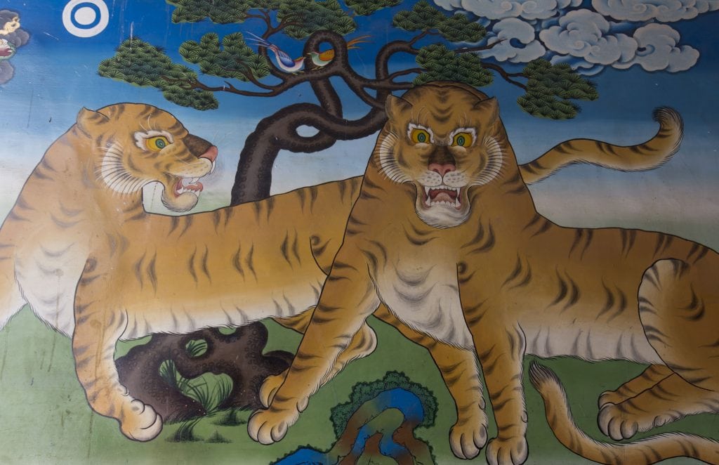 TIBET - Yamdrok Lake tour from Lhasa and the Karola Glacier and Samding Monastery