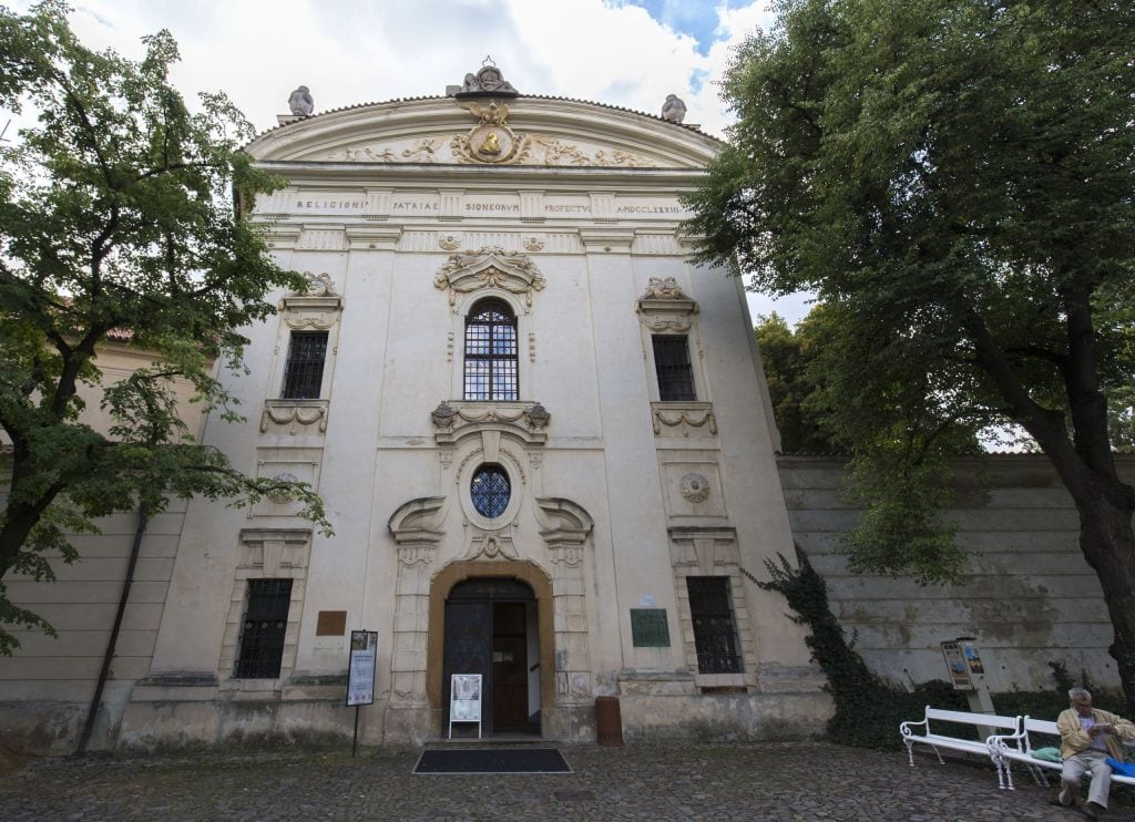 CZECH – A Prague city walk through the Castle Quarter during a business trip