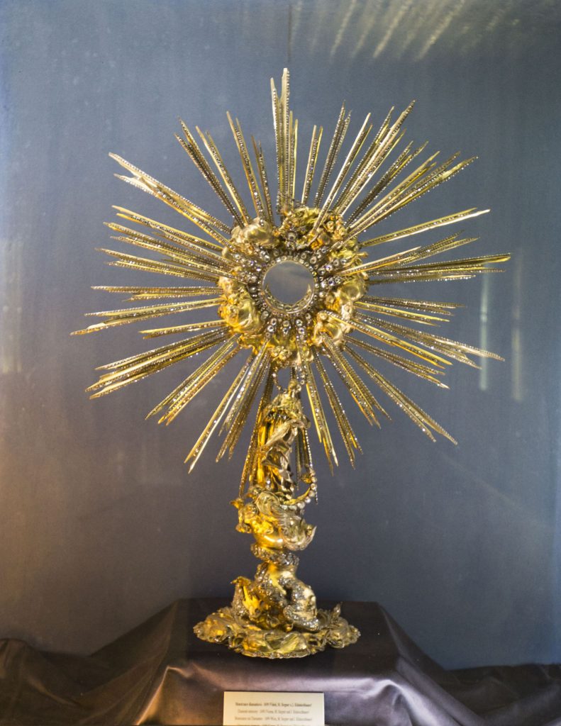 CZECH – A Prague city walk through the Castle Quarter during a business trip