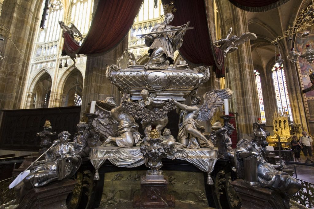 CZECH – A Prague city walk through the Castle Quarter during a business trip