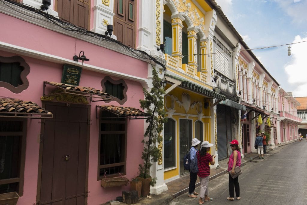 THAILAND - Tired of Phuket's beaches? Do a cultural day tour!