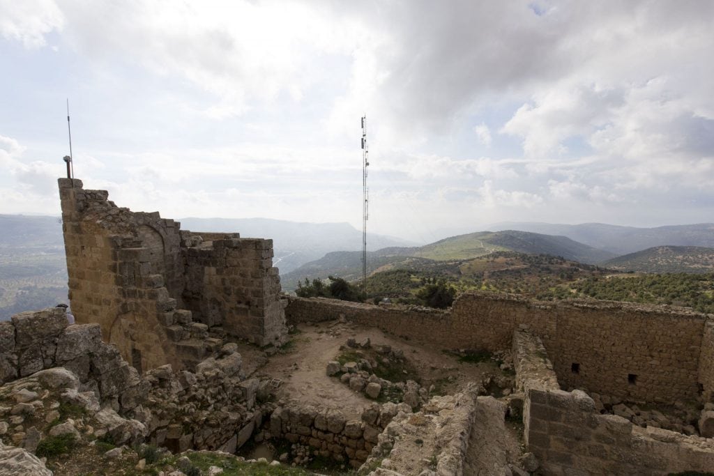 JORDAN – Roman ruins of Jerash, Umm Qais and the Ajlun Castle in a day from Amman