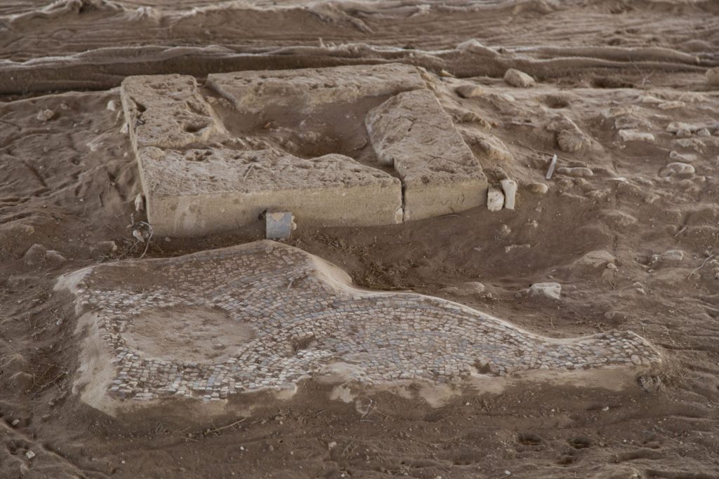 JORDAN - Floating in the Dead Sea & baptism site of Jesus
