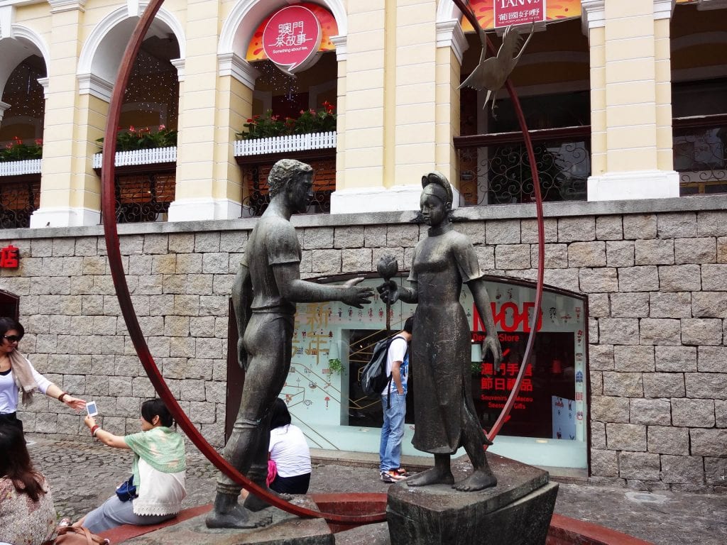 MACAU - A heritage trail through Portugese Chinese history