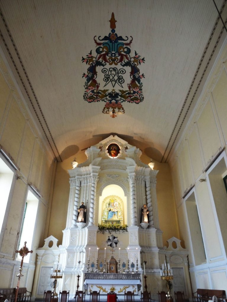 MACAU - A heritage trail through Portugese Chinese history