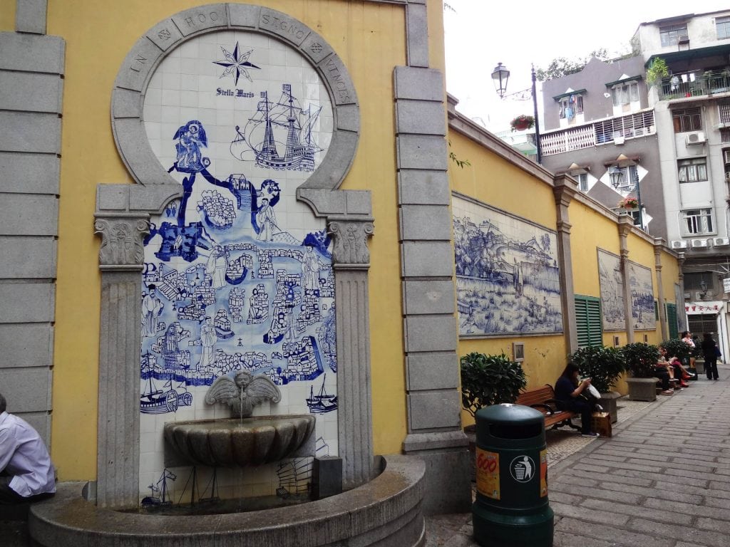 MACAU - A heritage trail through Portugese Chinese history