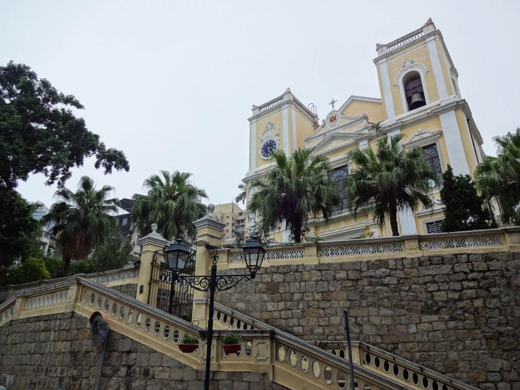 MACAU - A heritage trail through Portugese Chinese history
