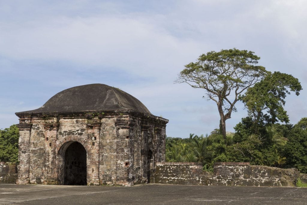 PANAMA - Going back to old Panama and fortifications along east coast