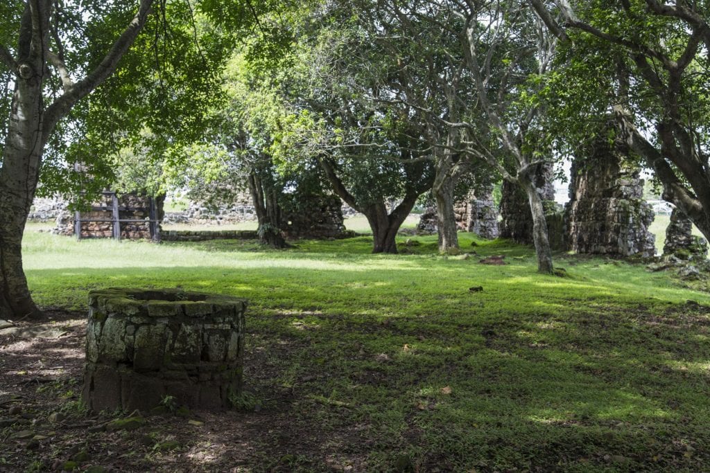 PANAMA - Going back to old Panama and fortifications along east coast