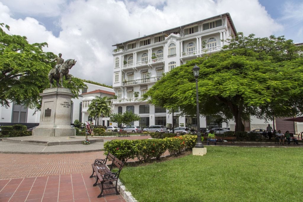 PANAMA - Going back to old Panama and fortifications along east coast