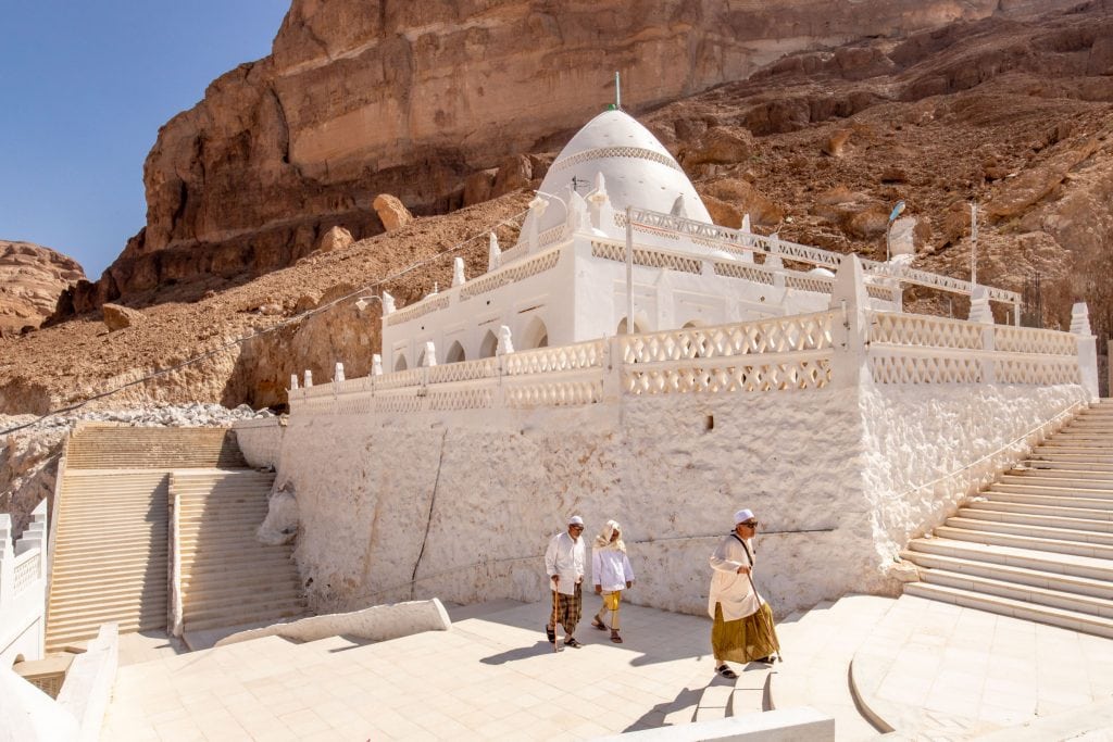 Tomb of Hud (Hood) - Mainland Yemen itinerary with all the best places to visit in Hadramout