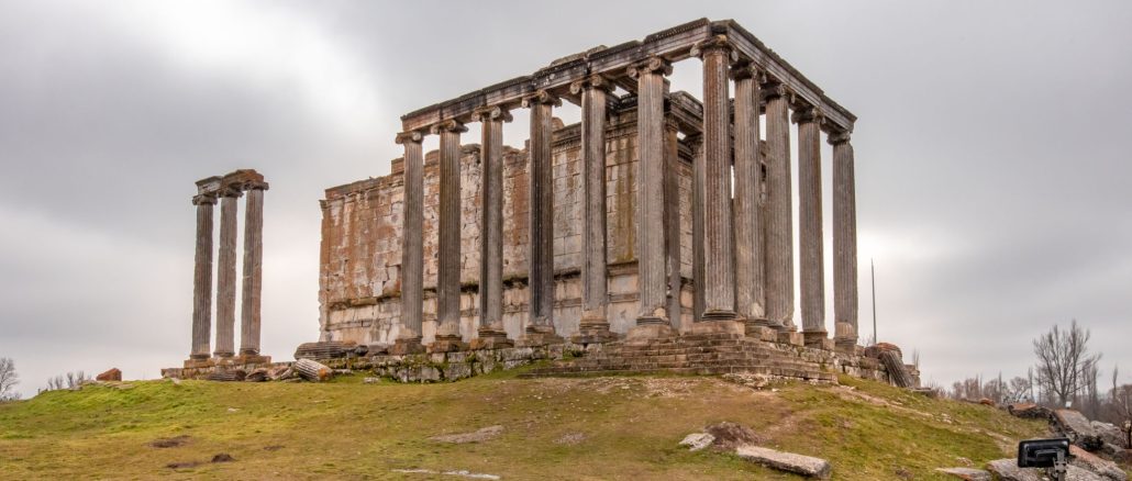 Aizanoi Zeus Temple TURKEY - The best 2 week west Turkiye itinerary: An ultimate road trip
