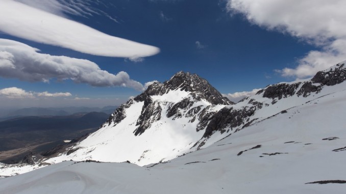 Jade-Dragon-Snow-Mountain-Lijiang-Yunnan-China