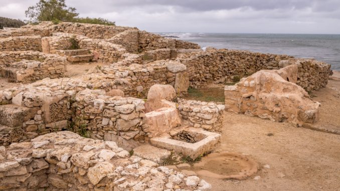 Kerkouane-Punic-City-houses-with-sea-view-TUNISIA-Kerkouane-Punic-town-day-trip-from-Tunis-or-Sousse
