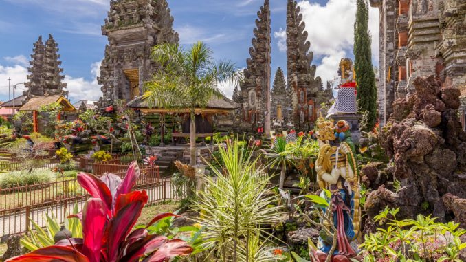 INDONESIA - A wonderful 2-3 week Indonesia itinerary: Jakarta to Bali across Java INDONESIA - A wonderful 2-3 week Indonesia itinerary: Jakarta to Bali across Java